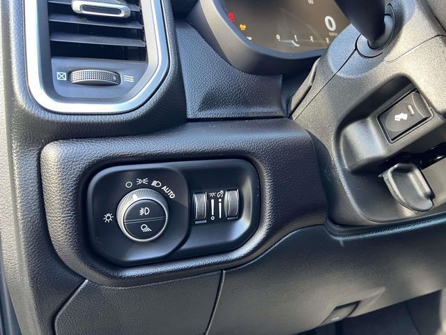 2025 RAM 2500 Laramie - Photo 14