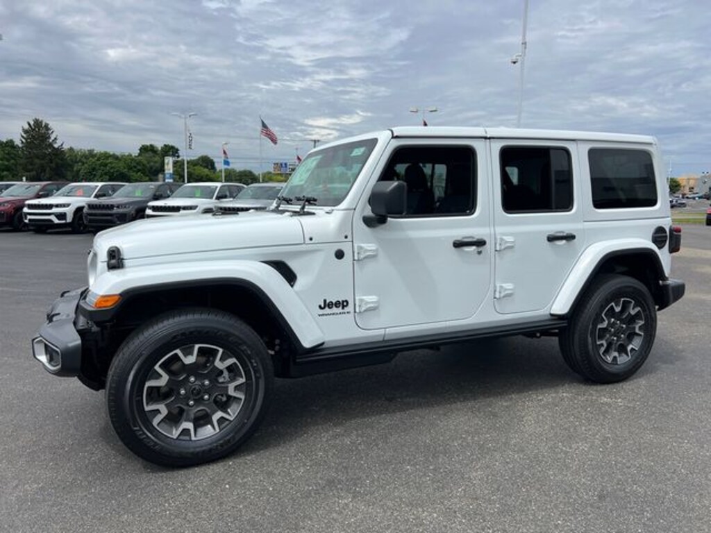 New 2026 Jeep Wrangler Sahara SUV