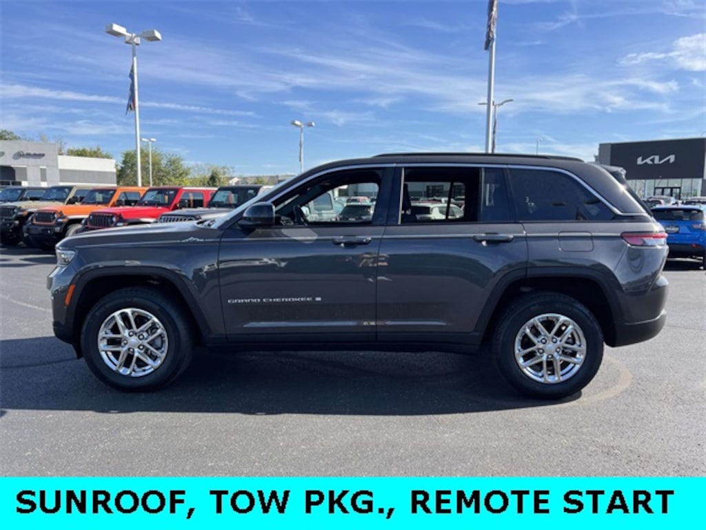 Used 2025 Jeep Grand Cherokee Laredo SUV