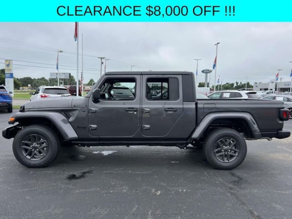 New 2025 Jeep Gladiator Sport Truck Crew Cab
