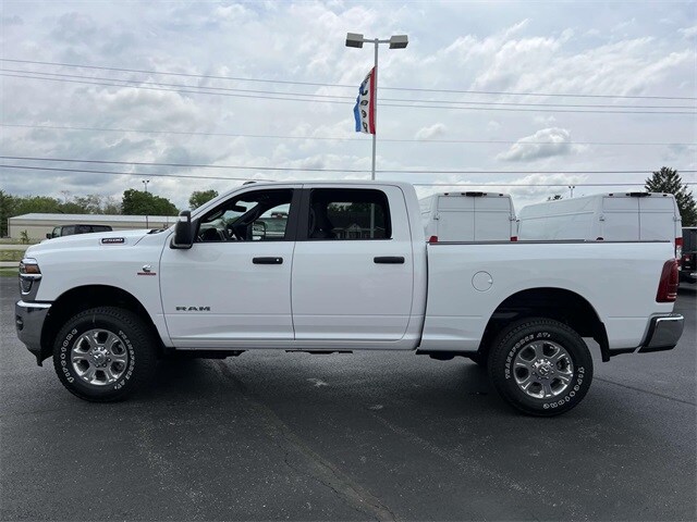 2025 Ram 2500 Big Horn photo 4