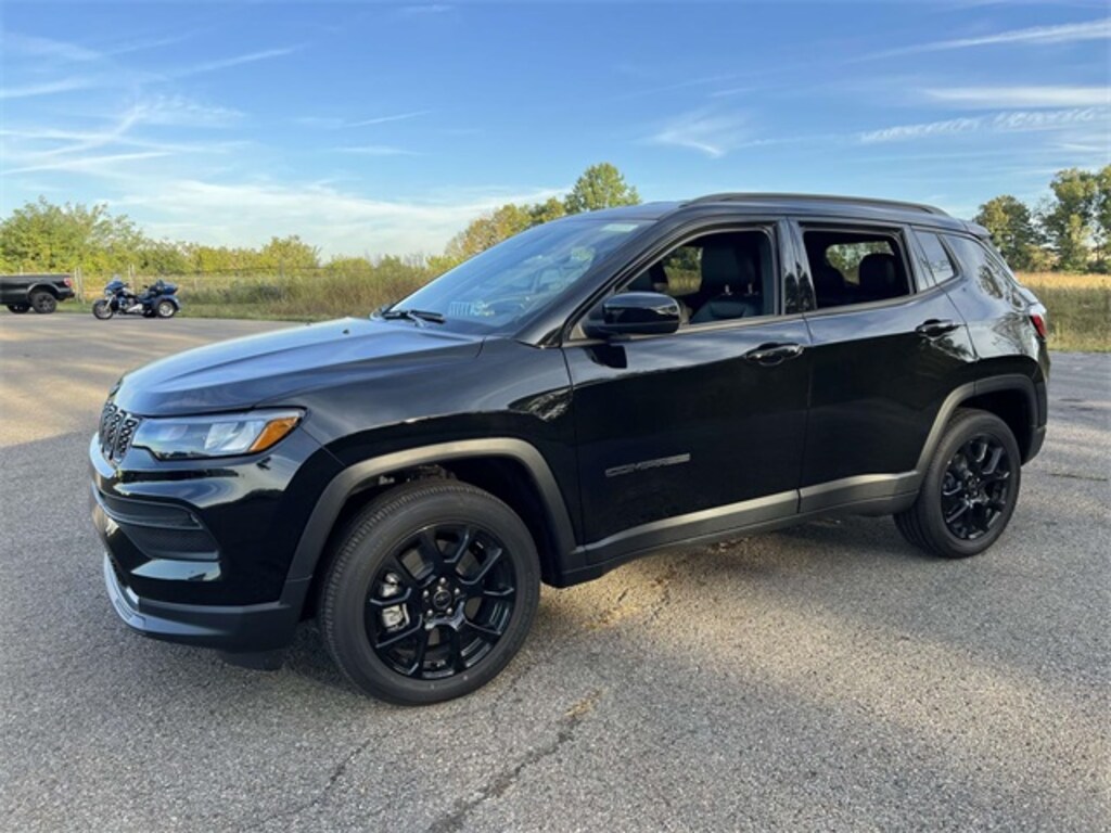 New 2026 Jeep Compass Latitude SUV