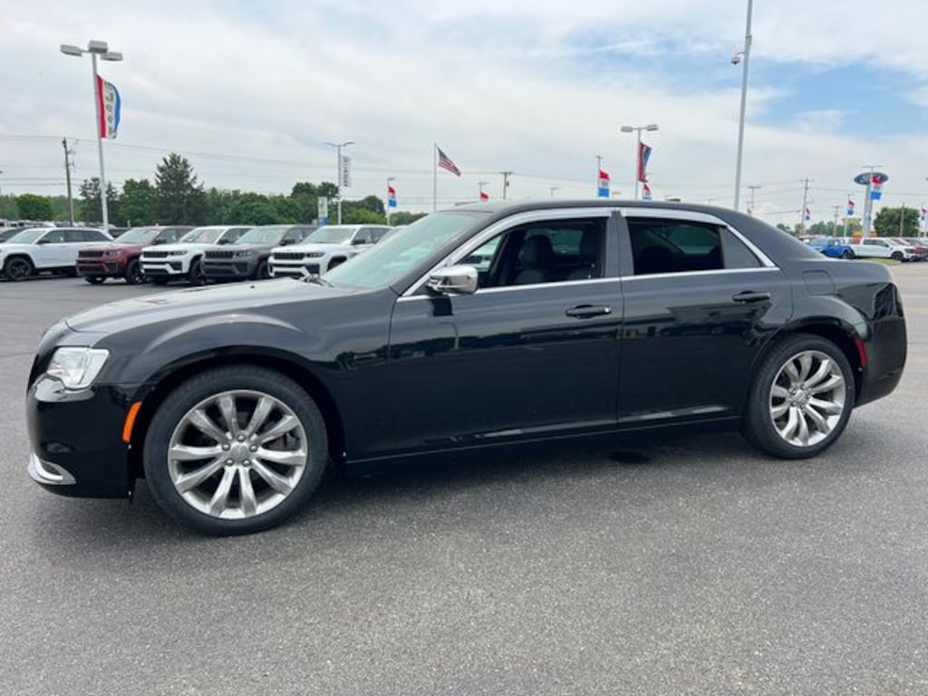 Used 2018 Chrysler 300 Touring Sedan