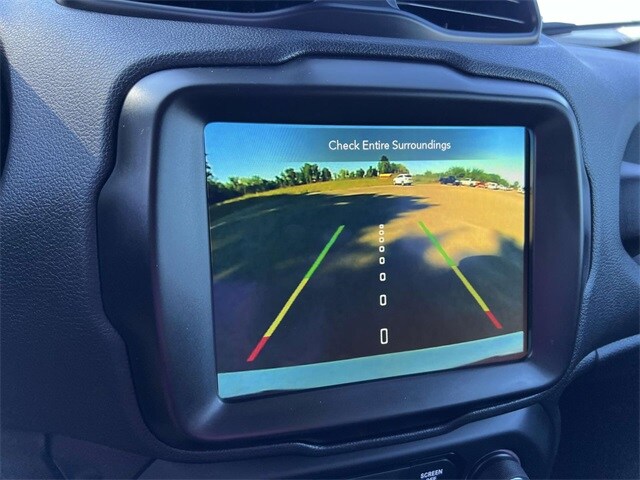 2023 Jeep Renegade Latitude Upland photo 3