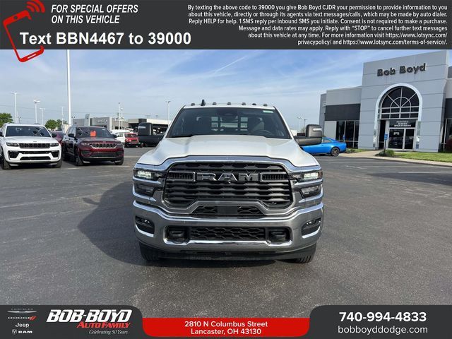 2026 RAM 3500 Chassis Tradesman - Photo 2