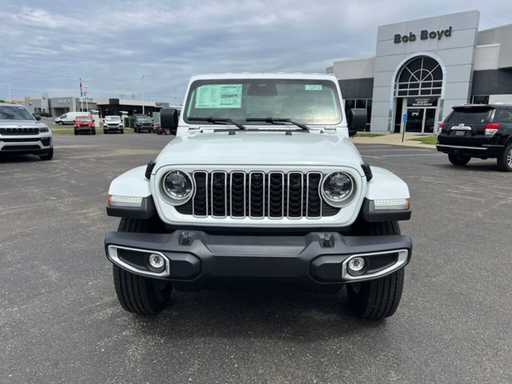 New 2026 Jeep Wrangler Sahara SUV