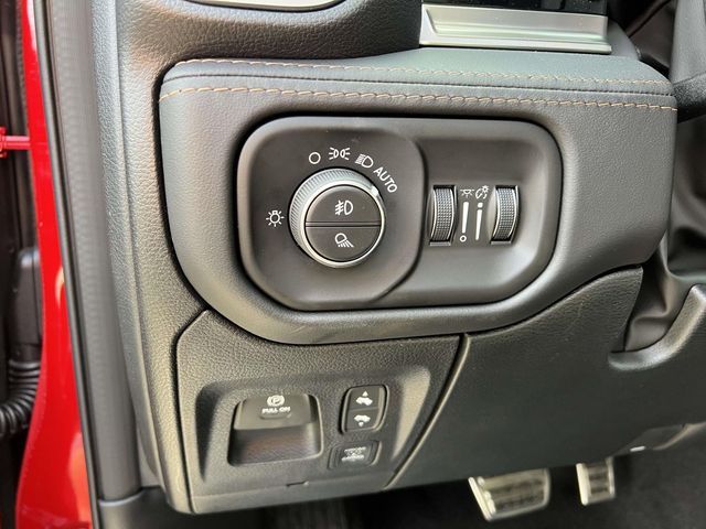 2026 RAM 1500 Tungsten - Photo 15