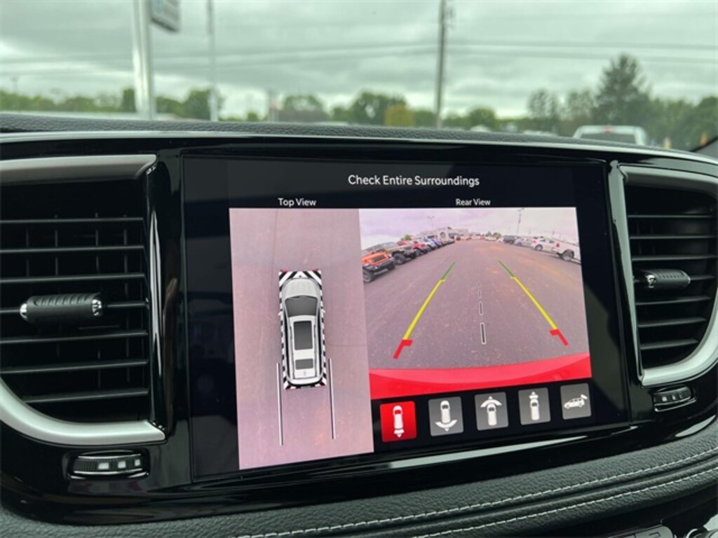 New 2025 Chrysler Pacifica Select Van Passenger Van