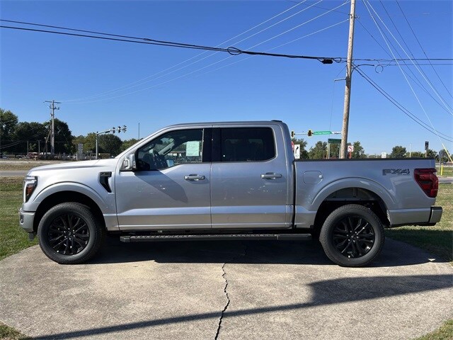 2025 Ford F-150 Lariat photo 4