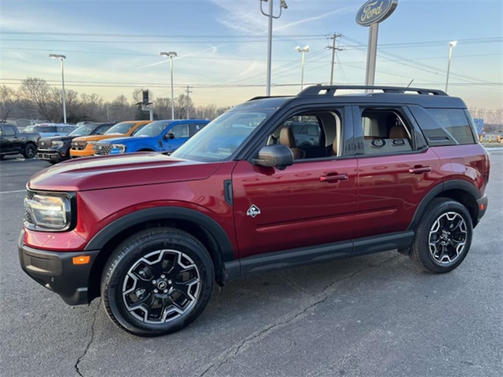 Certified 2025 Ford Bronco Sport Outer Banks SUV