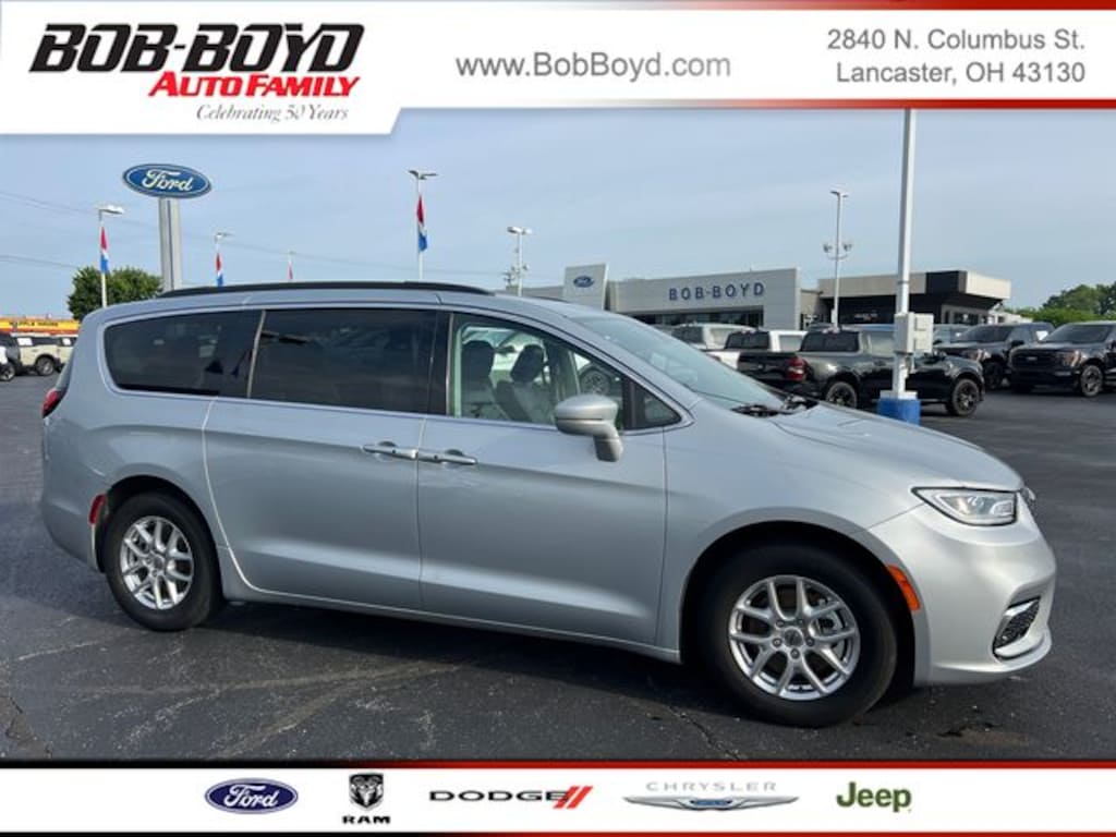 Certified 2022 Chrysler Pacifica Touring L Minivan/Van