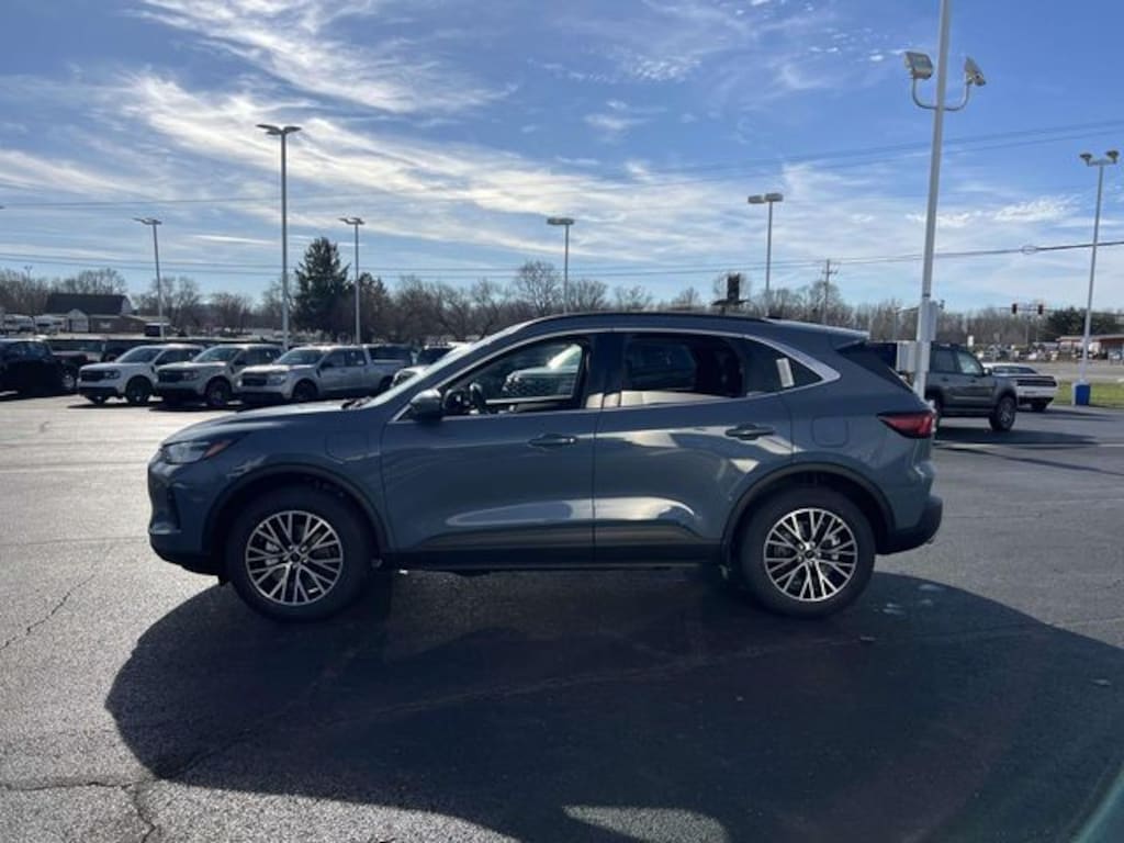 New 2025 Ford Escape Plug-In Hybrid Base SUV
