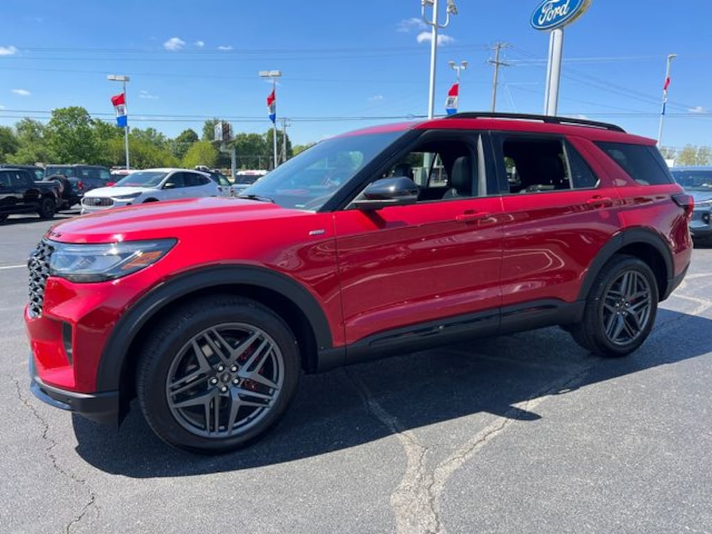 Certified 2025 Ford Explorer ST-Line SUV
