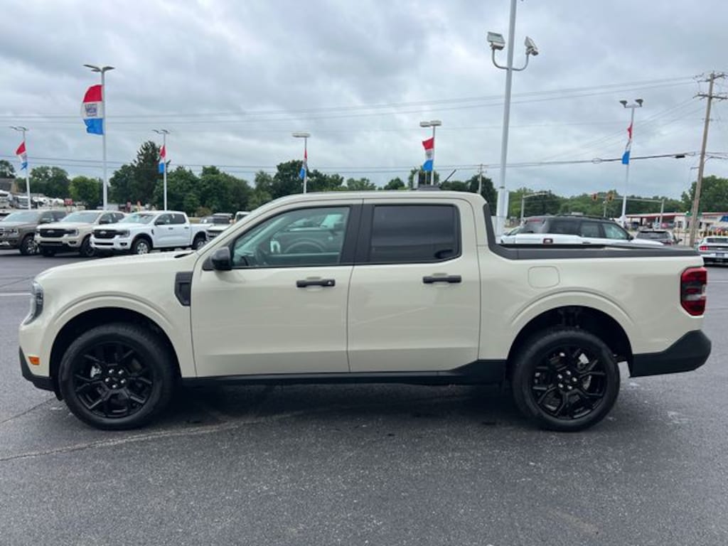 Certified 2025 Ford Maverick XLT Truck