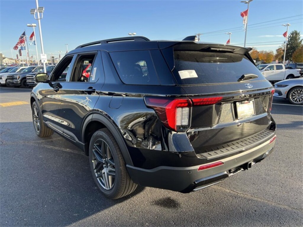 New 2026 Ford Explorer ST-Line SUV