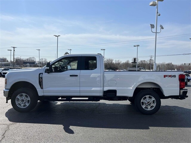 2025 Ford F-250 photo 4