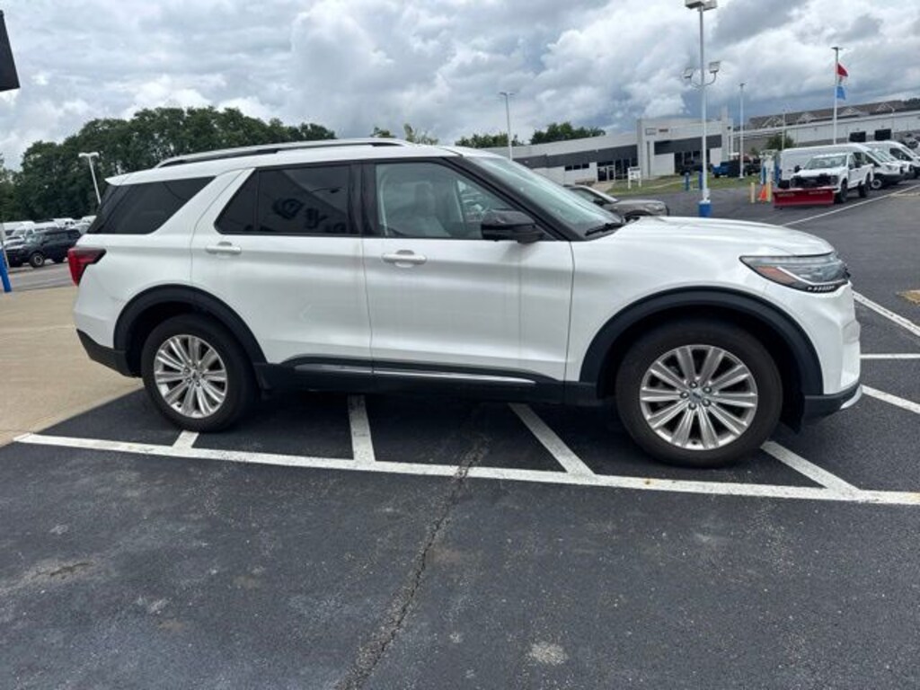 Certified 2025 Ford Explorer Platinum SUV
