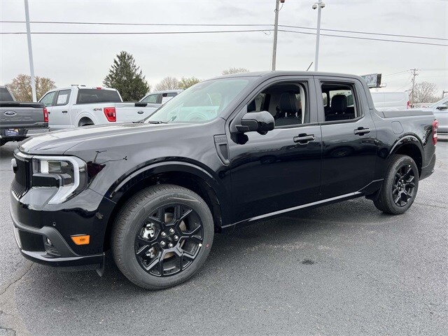 2025 Ford Maverick Lariat photo 3