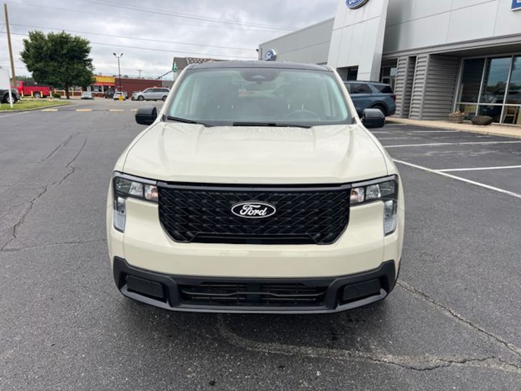 Certified 2025 Ford Maverick XLT Truck