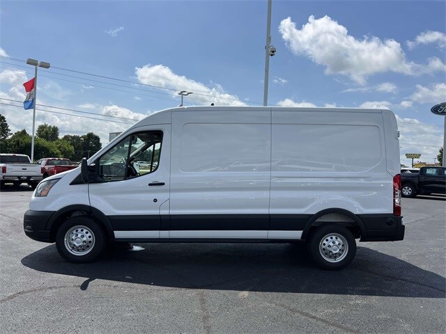 2025 Ford Transit photo 2