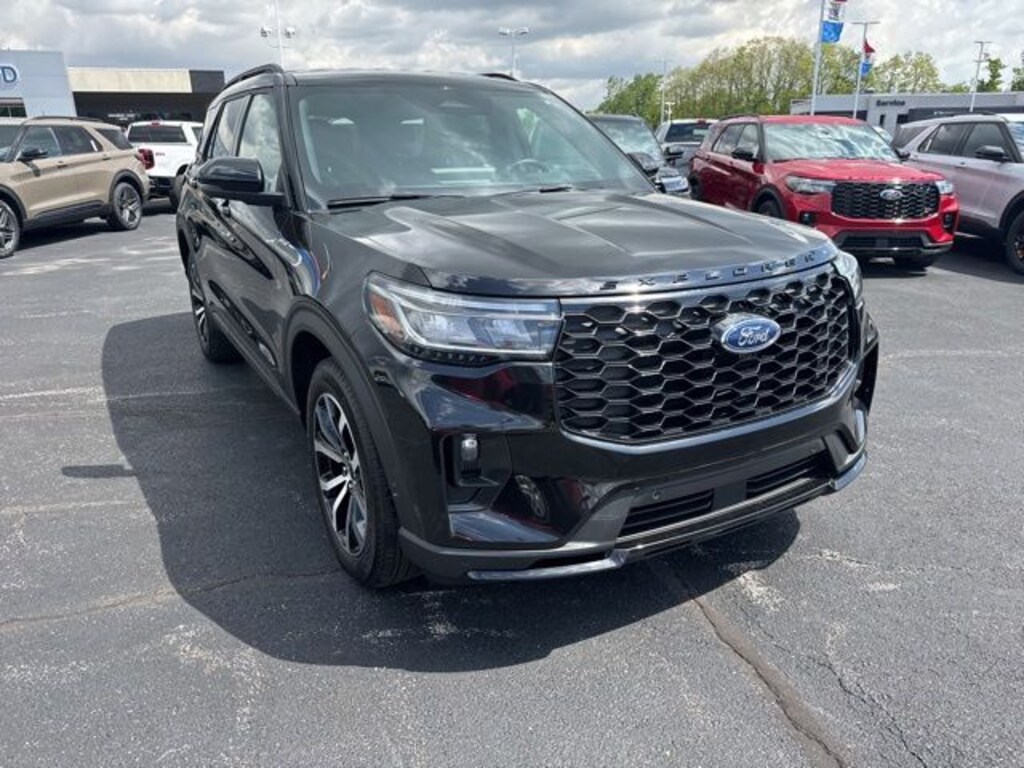 Certified 2025 Ford Explorer ST-Line SUV