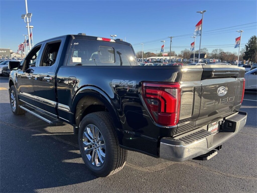 New 2025 Ford F-150 Lariat Truck