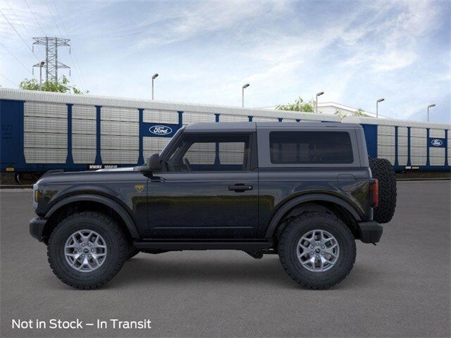 2025 Ford Bronco Badlands photo 3