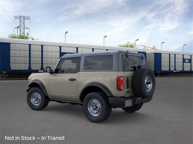 2025 Ford Bronco Base photo 4