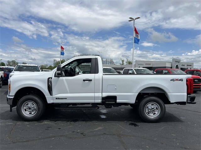 2025 Ford F-250 photo 4