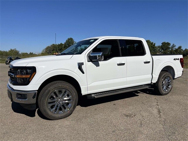 2025 Ford F-150 XLT photo 3