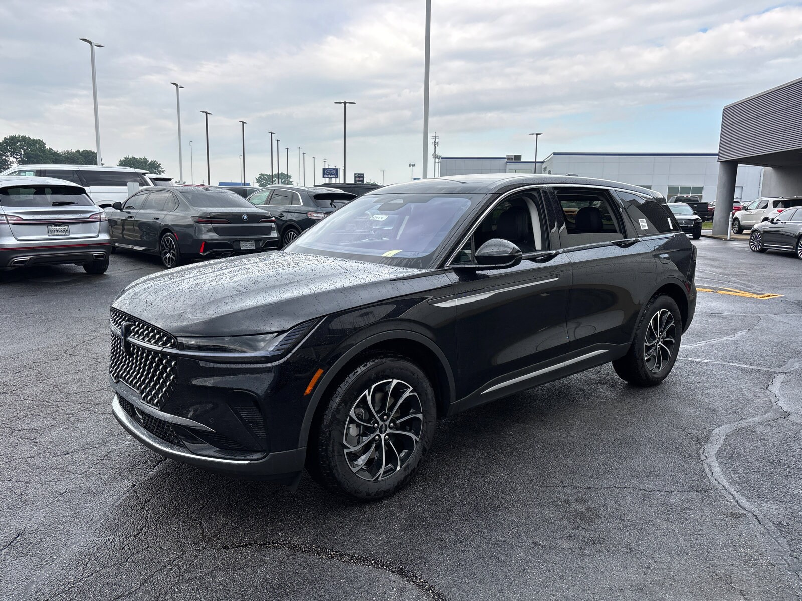 2025 Lincoln Nautilus Premiere photo 3