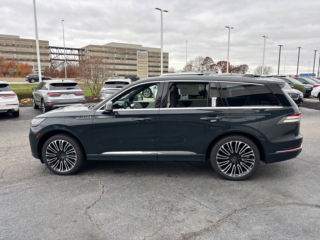 New 2026 Lincoln Aviator Black Label SUV