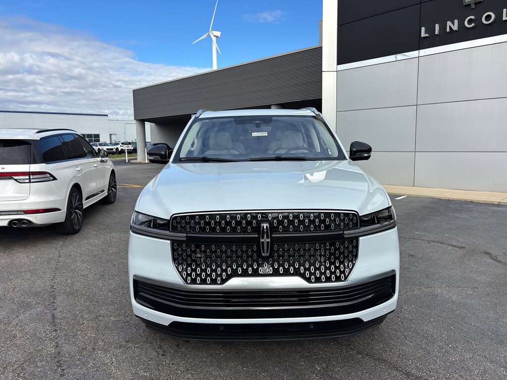 New 2025 Lincoln Navigator L Reserve SUV