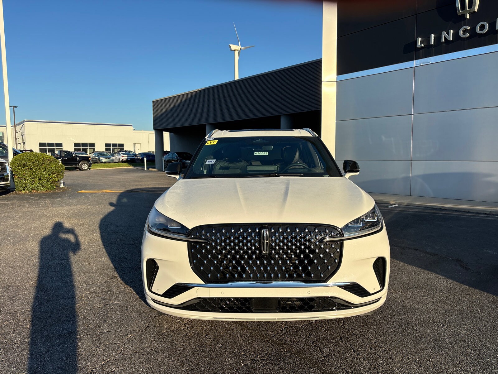 2025 Lincoln Aviator Black Label photo 2