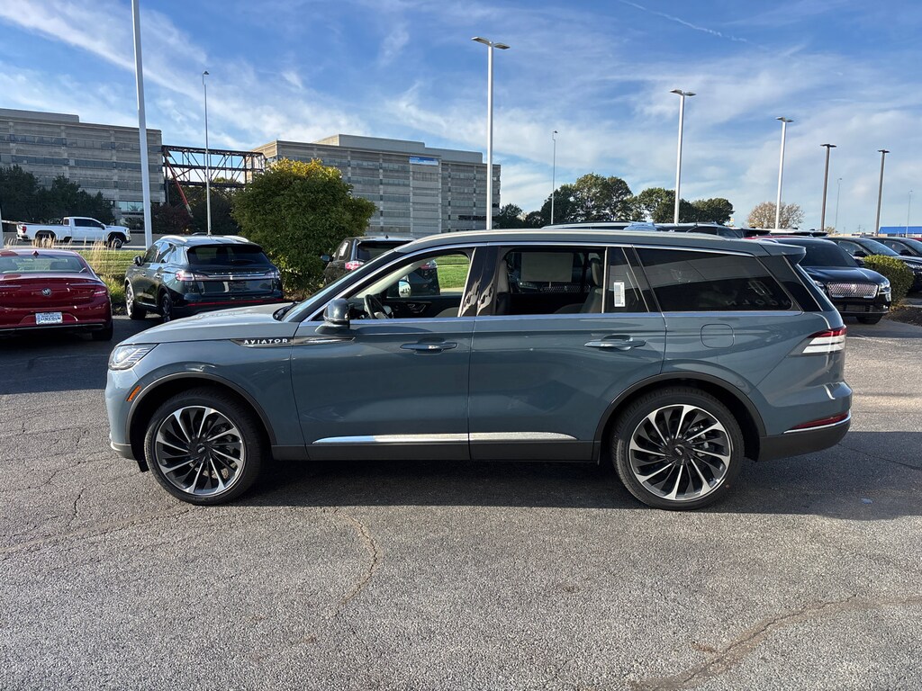 New 2025 Lincoln Aviator Reserve SUV