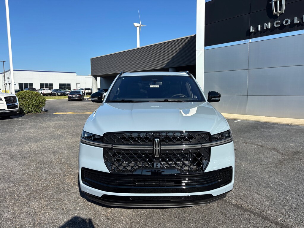 New 2025 Lincoln Navigator L Reserve SUV