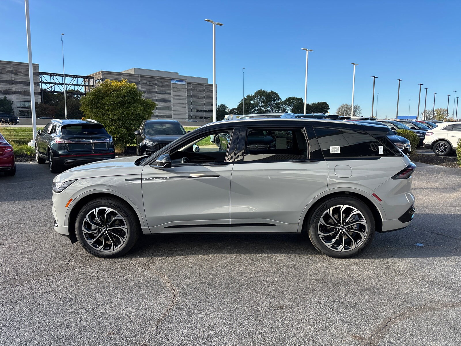 2026 Lincoln Nautilus Reserve photo 4