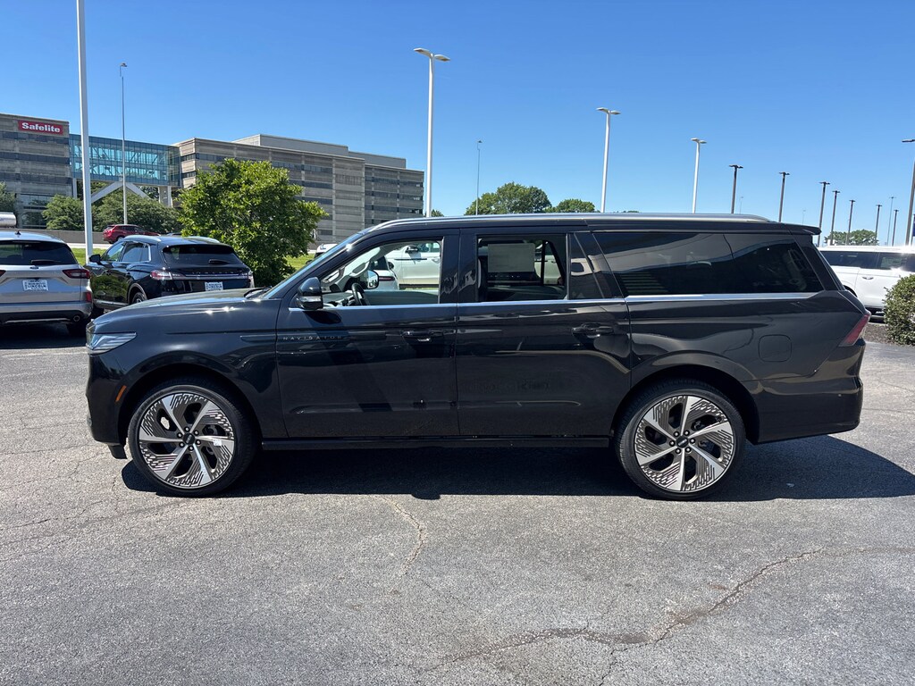 New 2026 Lincoln Navigator L Black Label SUV