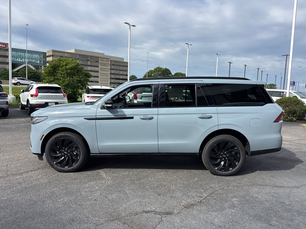 New 2026 Lincoln Navigator Reserve SUV