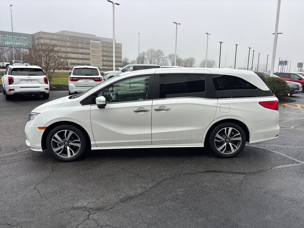 Used 2023 Honda Odyssey Touring Touring Auto