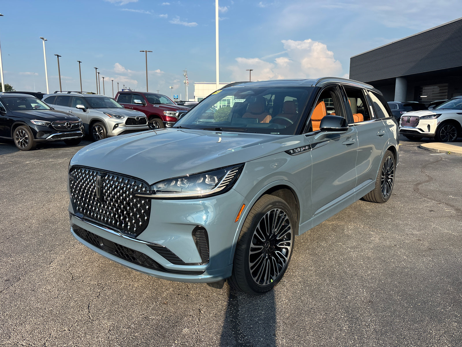 New 2027 Lincoln Aviator Black Label SUV