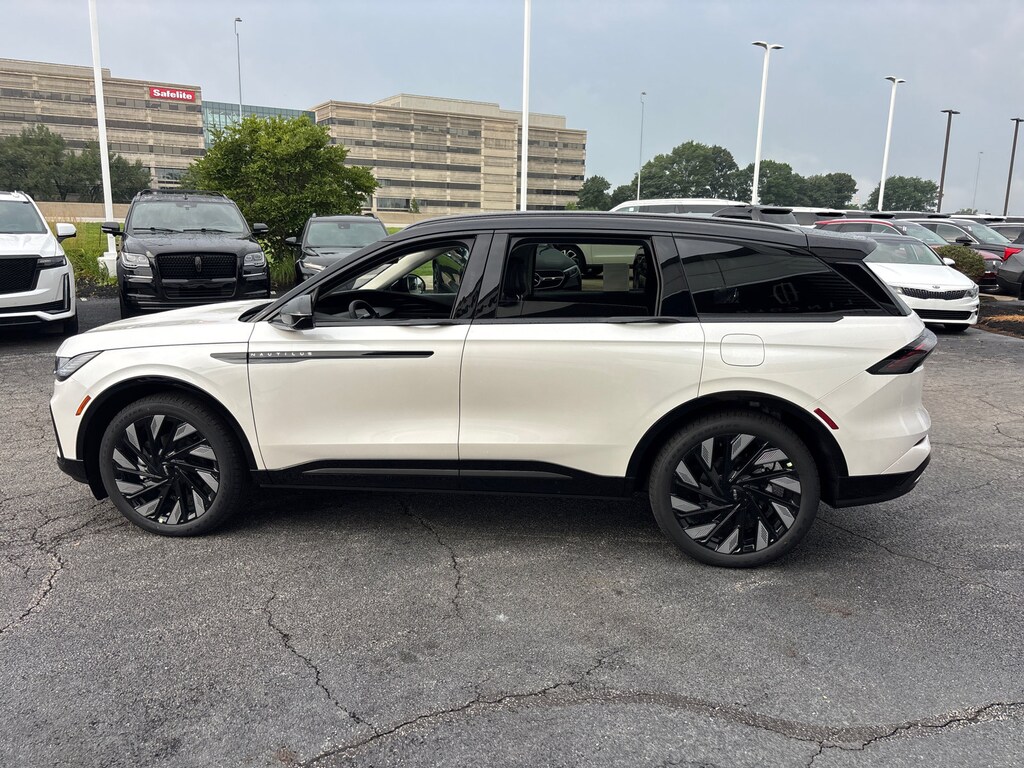 New 2026 Lincoln Nautilus Reserve SUV