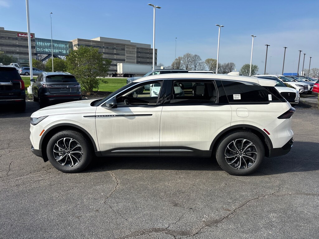 New 2026 Lincoln Nautilus Premiere SUV