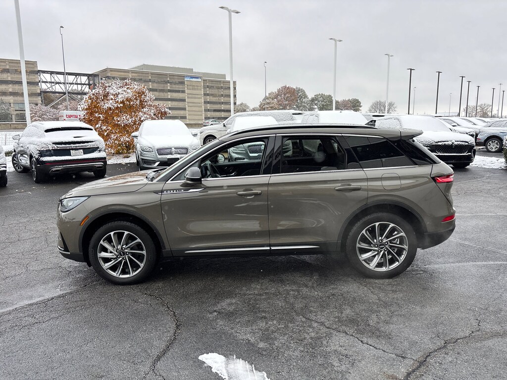 Certified 2025 Lincoln Corsair Premiere Premiere AWD