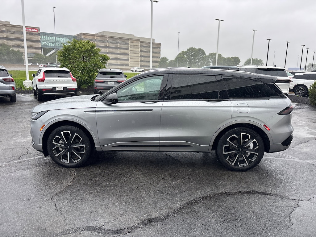 New 2026 Lincoln Nautilus Reserve SUV