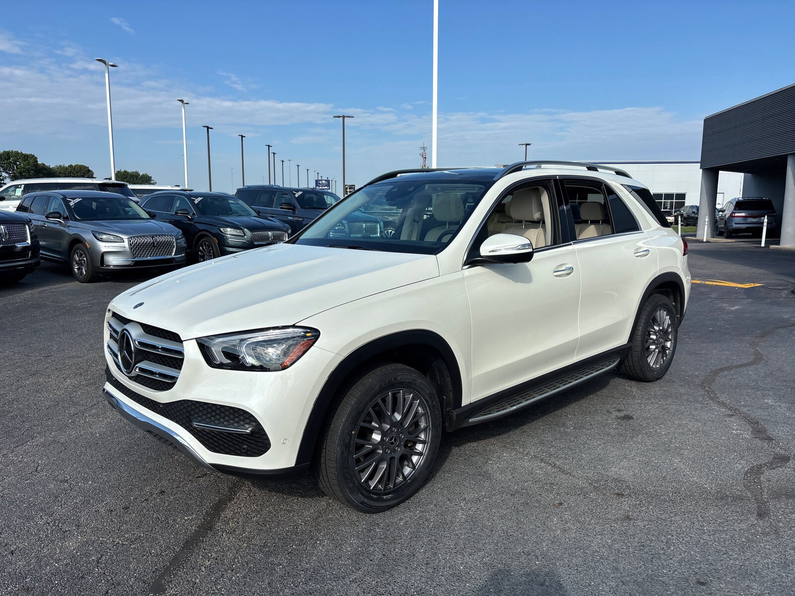 2022 Mercedes Benz GLE 350 4MATIC photo 3