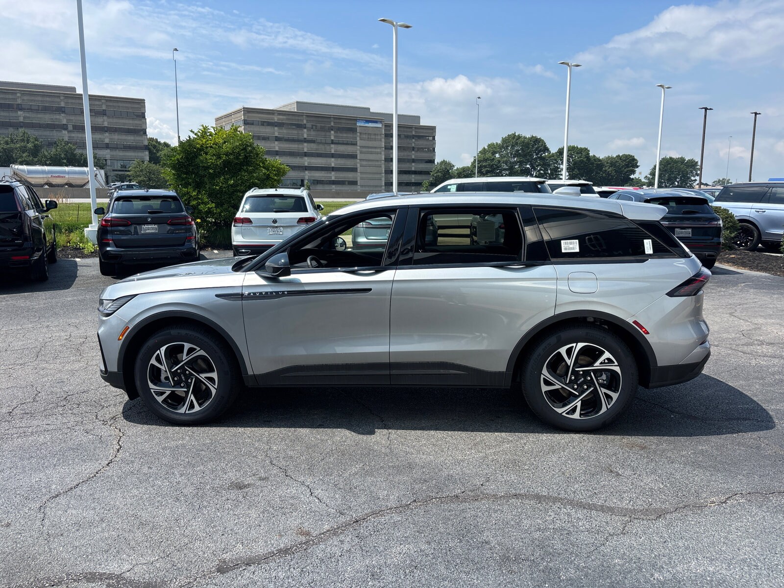 2025 Lincoln Nautilus Premiere photo 4