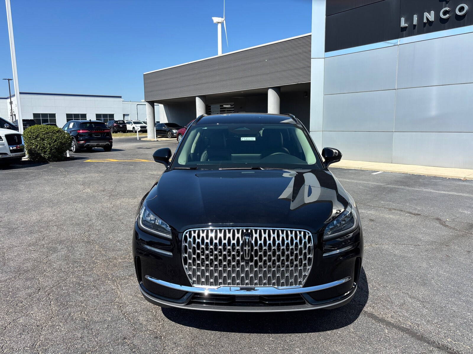 2026 Lincoln Corsair Premiere photo 2