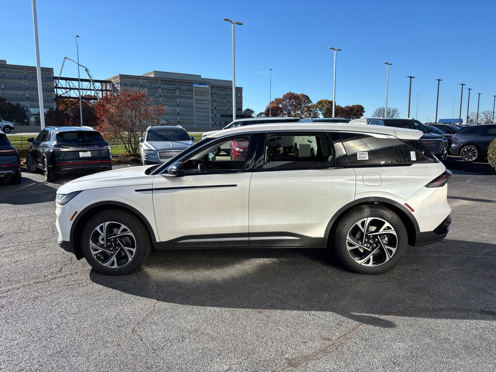 New 2026 Lincoln Nautilus Premiere SUV