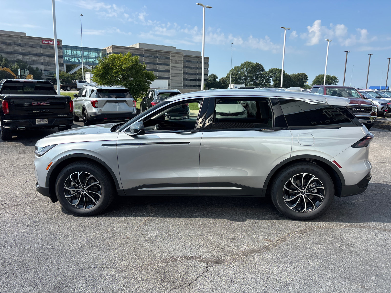 New 2026 Lincoln Nautilus Premiere SUV